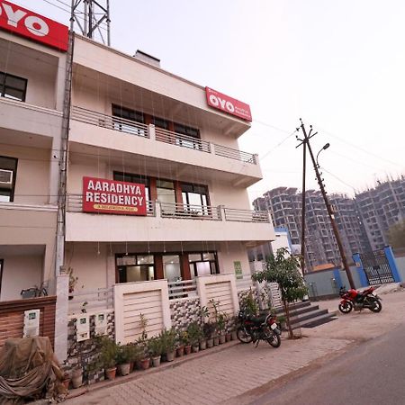 Aaradhya Residency Hotel Agra  Bagian luar foto