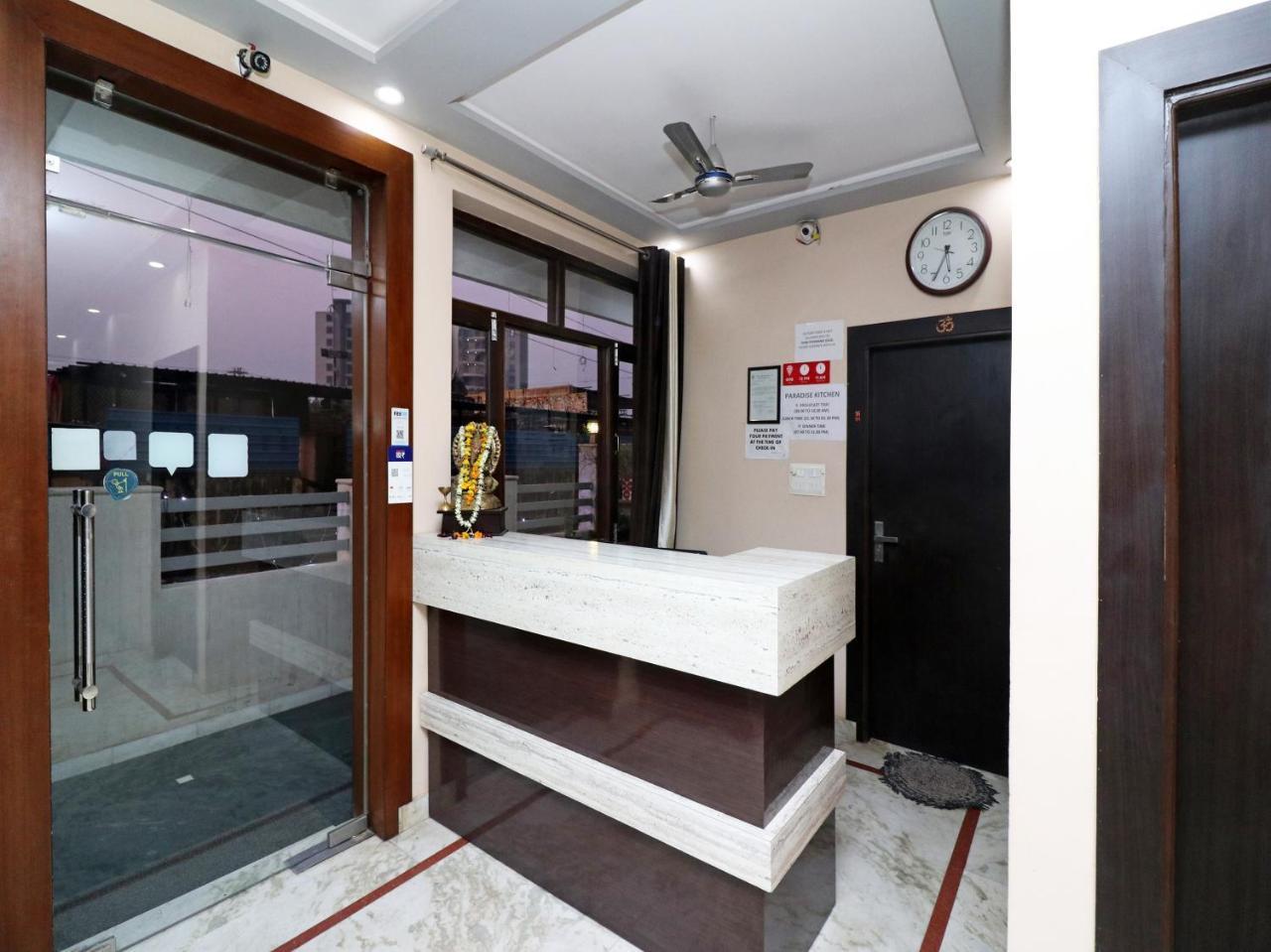 Aaradhya Residency Hotel Agra  Bagian luar foto